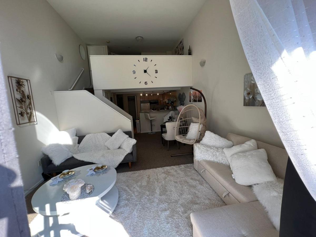 Cozy Downtown Retreat With Space Needle View Appartement