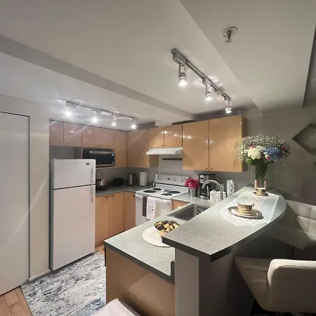 Cozy Downtown Condo Retreat With Space Needle View Seattle Exterior photo